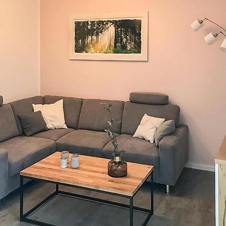 2 Bedroom Cozy Apartment In Rechlin Exterior foto